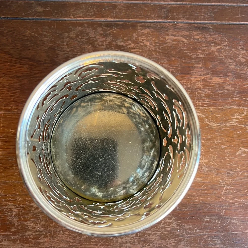 Silver Floral Punched Pen Holder *2 for $5*